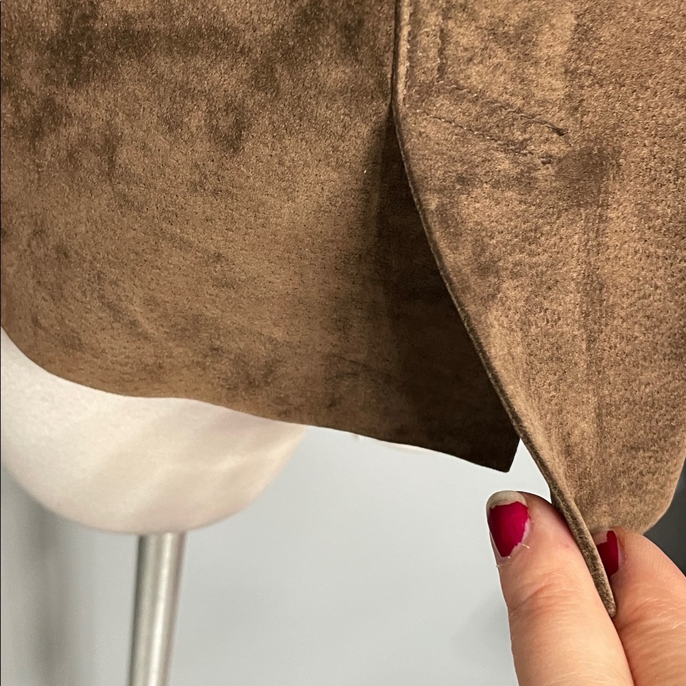 Atl Studio 4 Button Collared Suede Jacket Size 10 - image 4